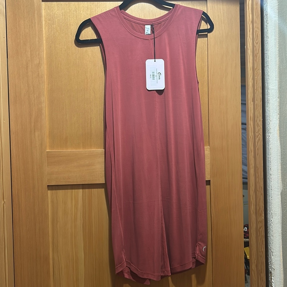 Nwt ZYIA Active Tybee Island Dress
Size medium.